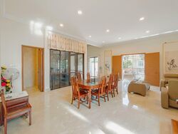 Holland Grove Park (D10), Semi-Detached #597514231